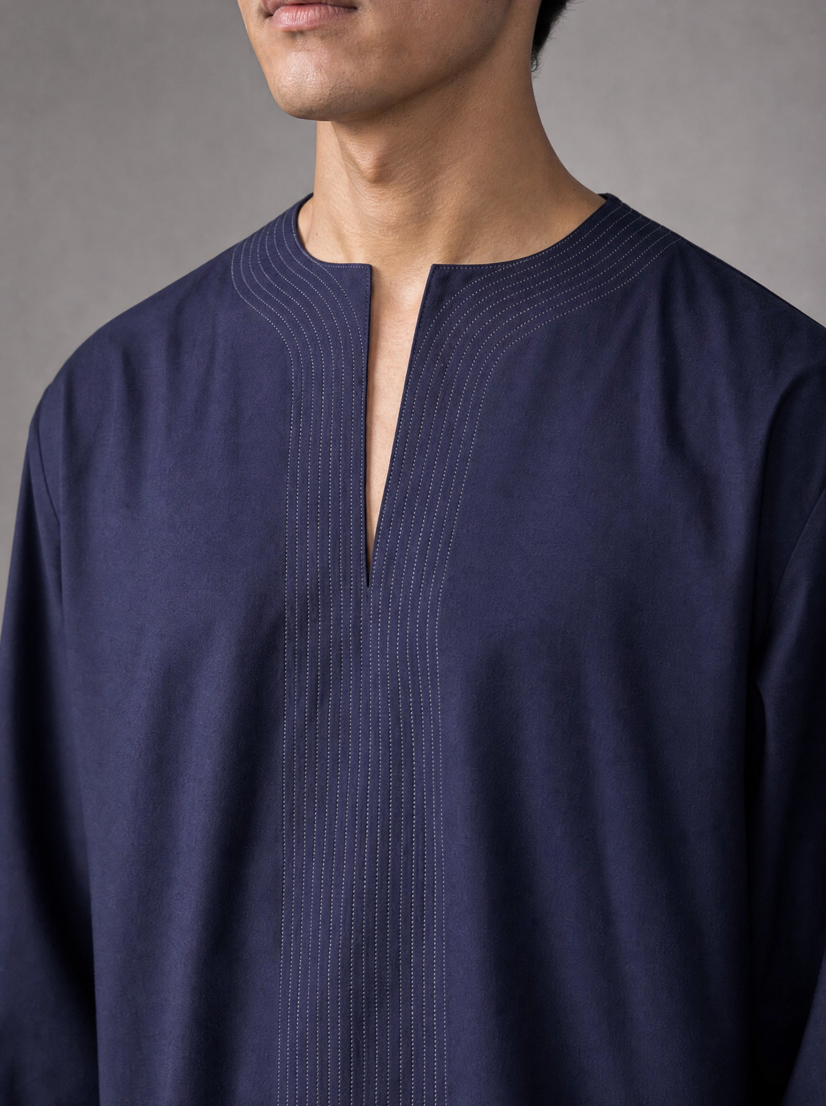 10 - V Neck Navy Blue